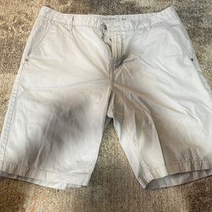 Calvin Klein Jeans shorts, great quality overall amazing pair of shorts.
